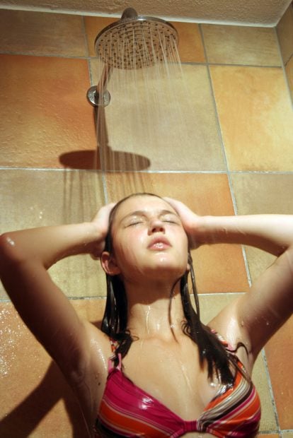 Este paso es fundamental para mantener el cabello perfecto en verano./Gtres