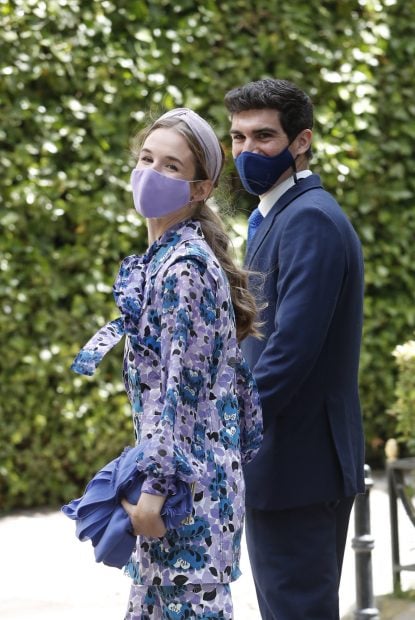 Alejandra Corsini se ha decantado por un vestido floral en tonos azules./Gtres