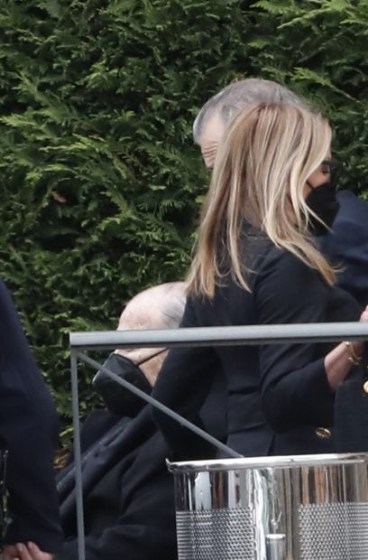 La actriz ha acudido a dar el &uacute;ltimo adi&oacute;s a su madre, Ana Mar&iacute;a Obreg&oacute;n Navarro de riguroso negro./Gtres