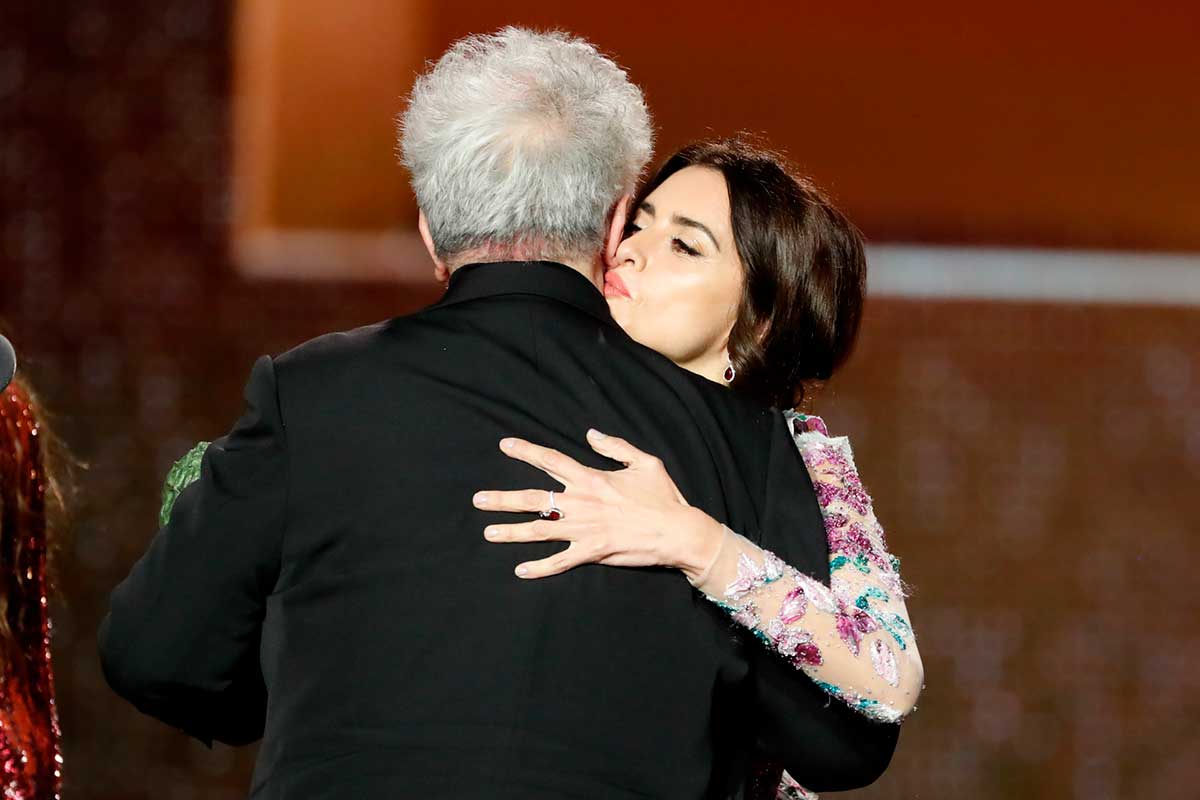 Pen&eacute;lope Cruz y Pedro Almod&oacute;var, un t&aacute;ndem imbatible / Gtres
