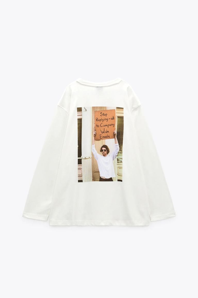 Zara: Las camisetas de teletrabajo con el famoso chico del cartel triunfan