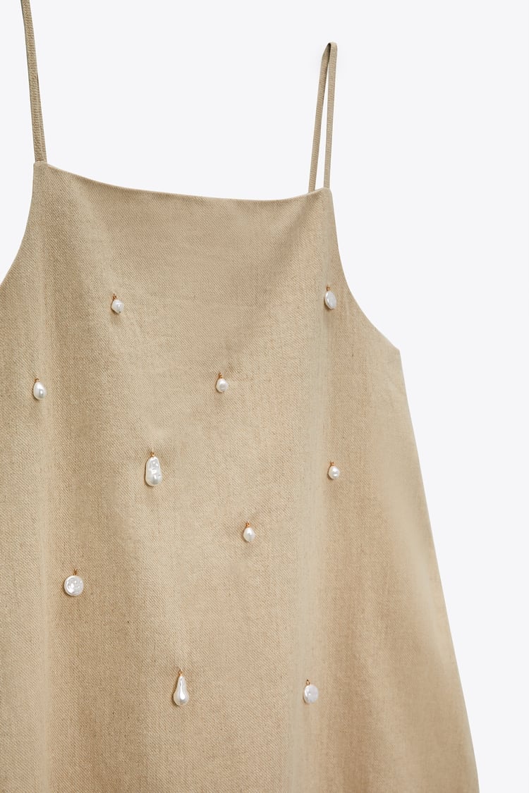 Este es el vestido de Zara que ha sido bautizado como el sue&ntilde;o de una noche de verano