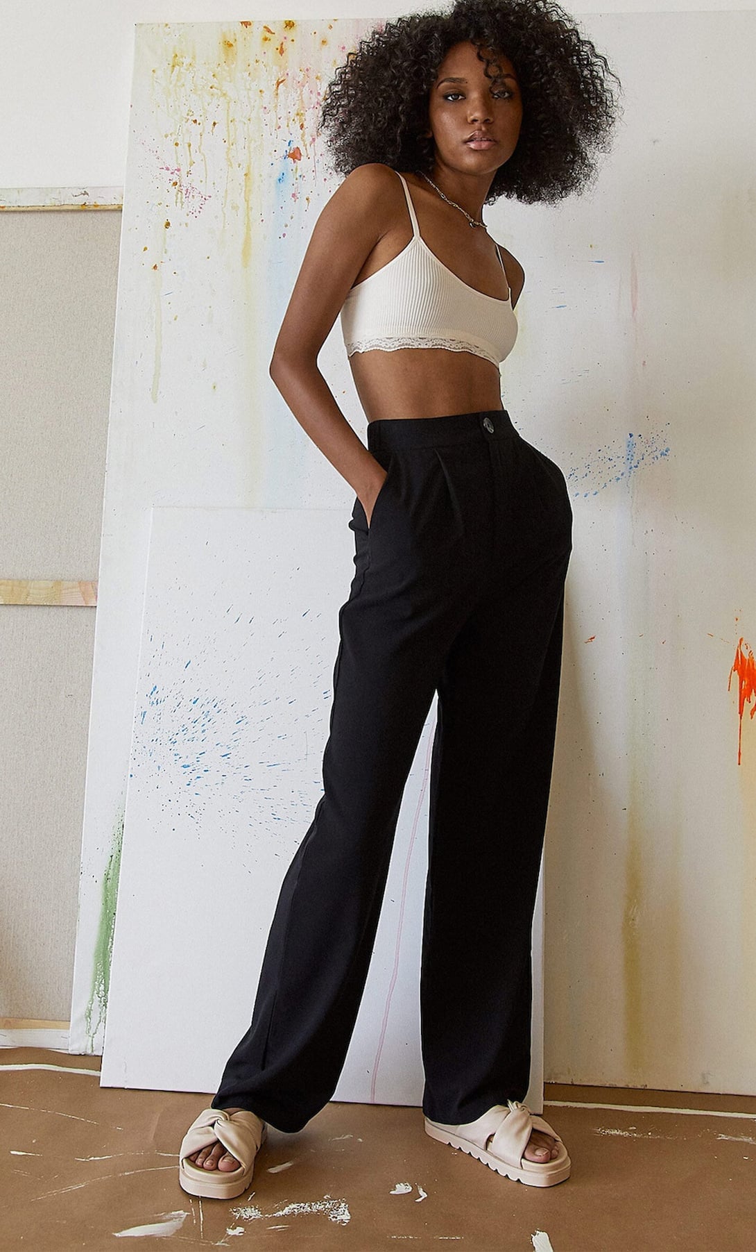 Estas son las sandalias baratas de Stradivarius que combinan con todo