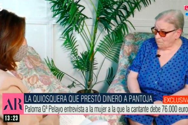 Loli, la quiosquera ha denunciado p&uacute;blicamente que Isabel Pantoja le debe dinero./Telecinco