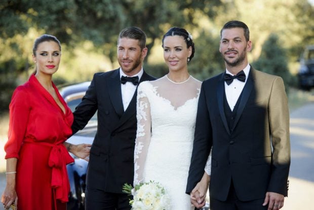 Ren&eacute; Ramos, junto a su hermano Sergio Ramos, Pilar Rubio y su exmujer Vania Mill&aacute;n, el d&iacute;a de su boda / Gtres