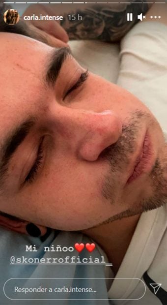 Carla Vigo presenta a su novio en Instagram con esta imagen / @carla.intense