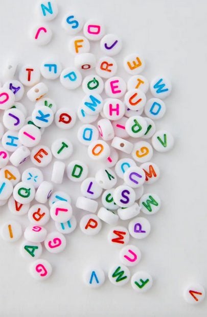 Bolas de letras del kit de abalorios de Pull & Bear./Pull & Bear