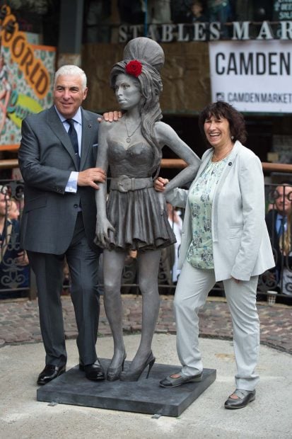 Mitch y Janis Winehouse