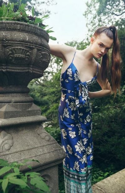 Los monos estampados y lisos de tirantes de Zara que todas quieren en verano