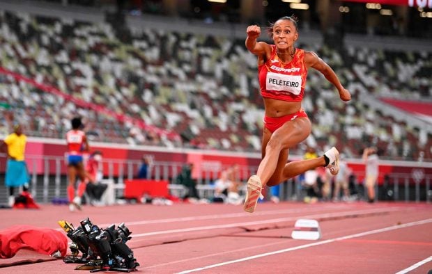 Ana Peleteiro, en el salto que le dio la medalla de bronce / Gtres