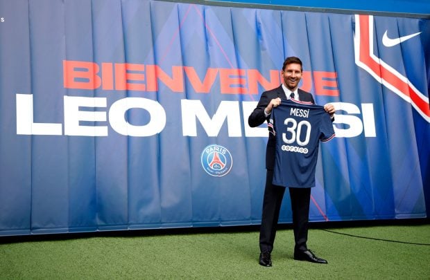 El fichaje de Leo Messi por el PSG ha paralizado Par&iacute;s por completo / Gtres