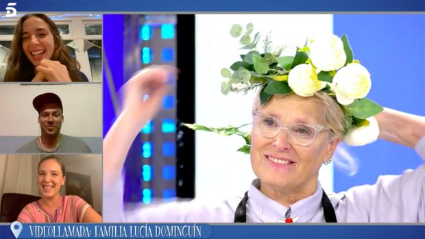 Luc&iacute;a Domingu&iacute;n, protagonista de 'La &uacute;ltima cena' junto a Cristina Cifuentes./Telecinco