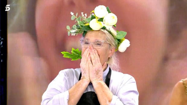 Luc&iacute;a Domingu&iacute;n, emocionada al hablar de su hija, Bimba Bos&eacute;./Telecinco