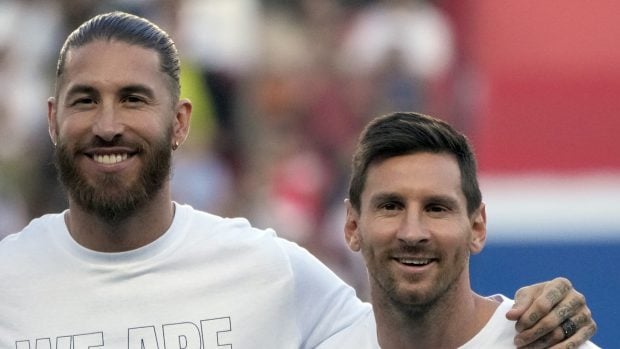 Sergio Ramos y Leo Messi compartir&aacute;n equipo esta temporada./Gtres