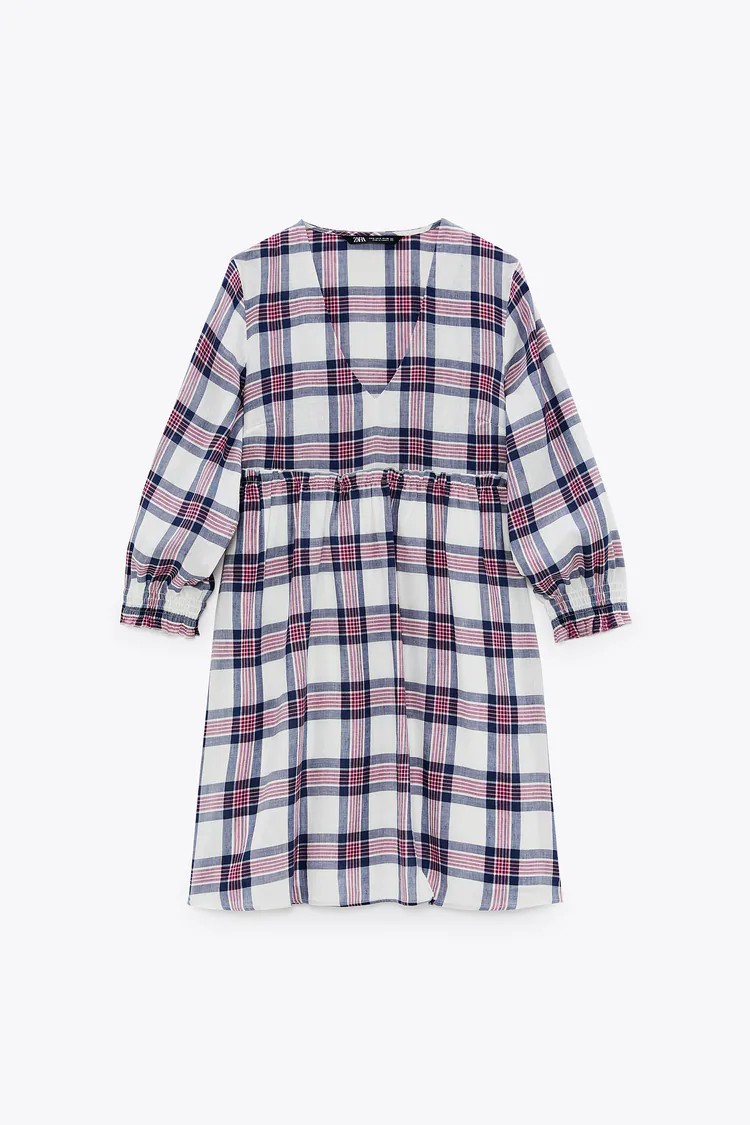 Zara se despide de las rebajas con estas prendas casi regaladas para el oto&ntilde;o
