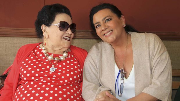 Mar&iacute;a del Monte junto a su amdre en una imagen de archivo./Gtres