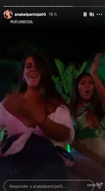 Isa y Anabel Pantoja, han disfrutado de unos d&iacute;as juntas en el sur./Instagram @anabelpantoja00