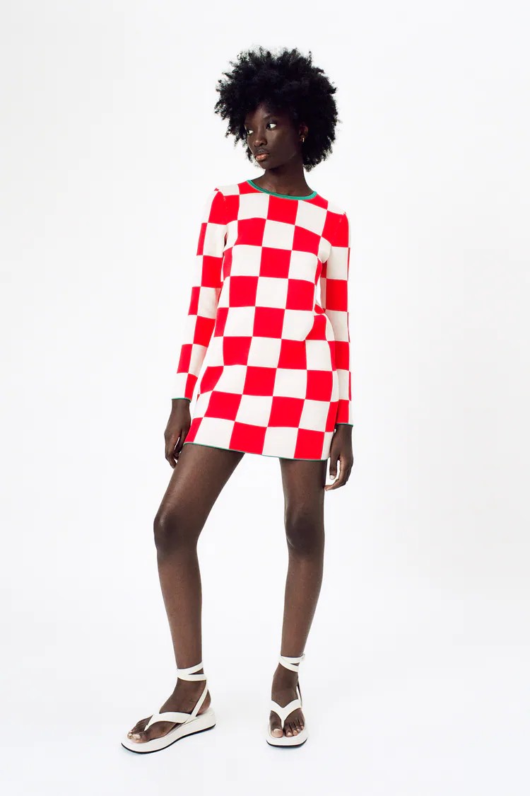 Zara apunta alto copiando a la perfecci&oacute;n el vestido Damier de Louis Vuitton de 2.500 euros