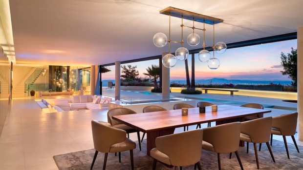 Villa Solitaire / Engel & Volkers