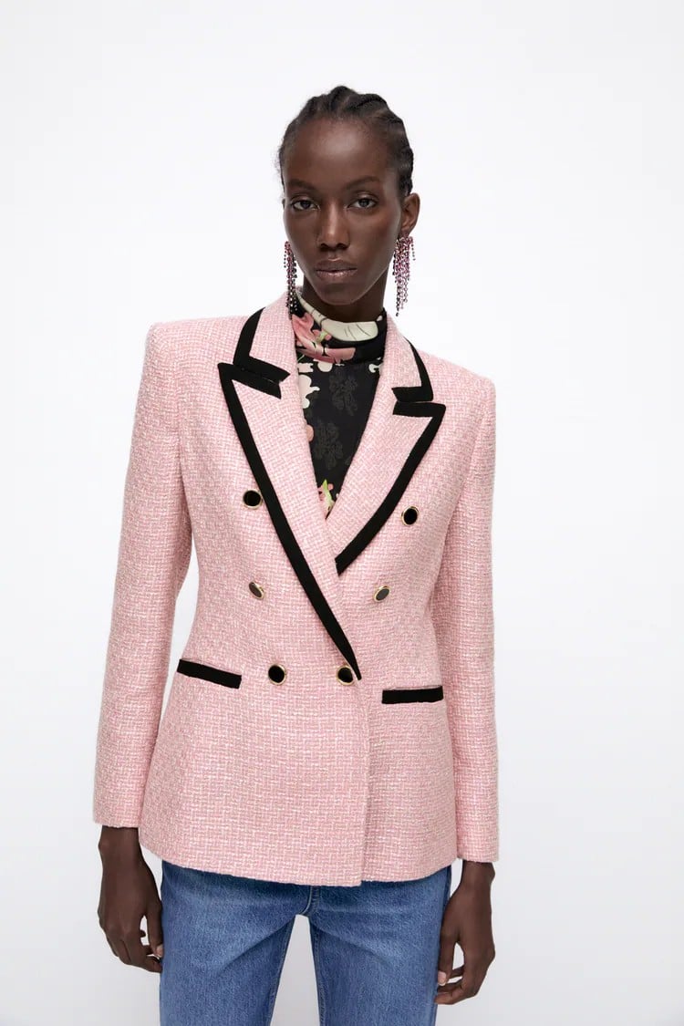 Zara rescata un traje Chanel de los a&ntilde;os 90 y lo convierte en la blazer m&aacute;s vendida este oto&ntilde;o