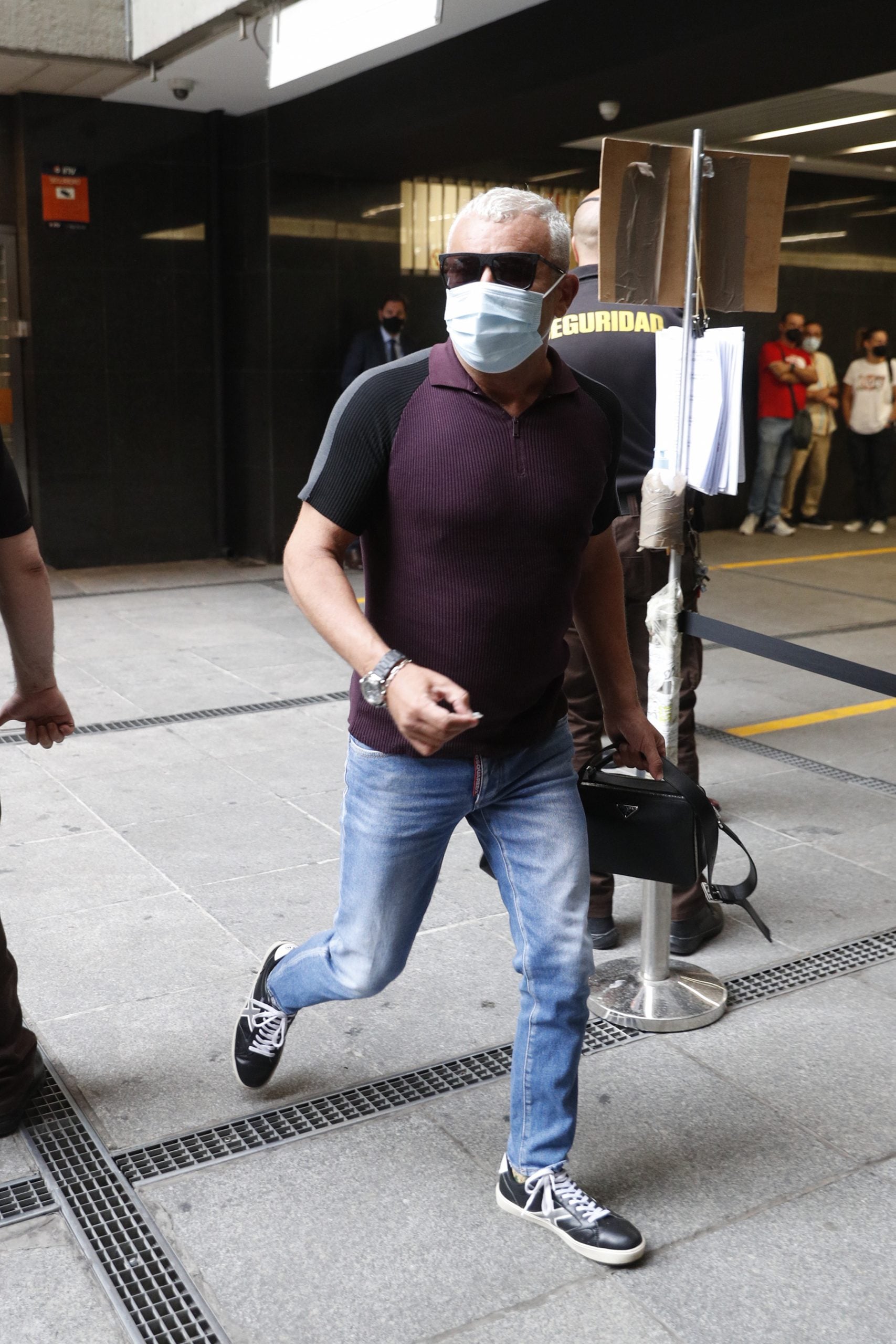 Jorge Javier V&aacute;zquez a su llegada a los juzgados / GTRES
