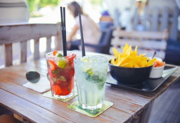 &iexcl;Feliz D&iacute;a Mundial del Aperitivo 2021! Las bebidas para celebrarlo
