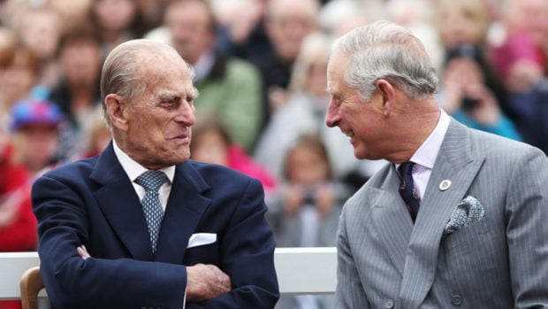 Duque de Edimburgo y el pr&iacute;ncipe Carlos/Gtres
