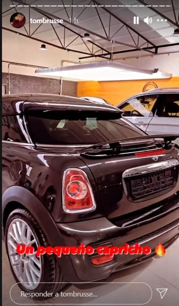 Justo antes de irse a Marrakech, Tom Brusse se ha dado este capricho, un coche de la marca Mini / Instagram