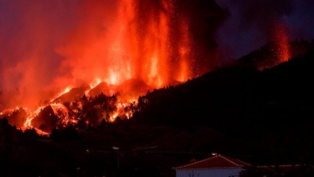 El volc&aacute;n Cumbre Vieja arrasa La Palma / Gtres
