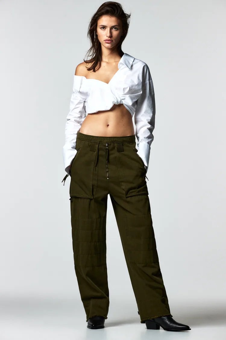 Zara se arriesga copiando la camisa crop de Fendi al m&aacute;s puro estilo &lsquo;Sexo en Nueva York&rsquo;