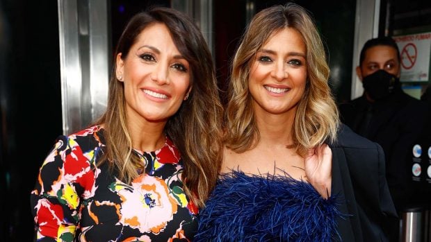 Nagore Robles posando con Sandra Barneda / GTRES