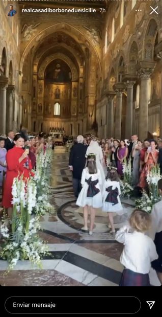 Interior de la catedral donde Jaime de Borb&oacute;n-Dos Sicilias y Lady Charlotte Lindesay-Bethune se han dado el 's&iacute;, quiero'./Instagram @realcasadibonduesicilie