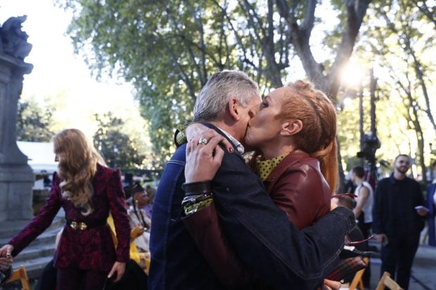 Roc&iacute;o Carrasco y Boris Izaguirre se saludan / Gtres