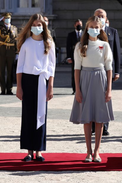 La Princesa de Asturias y la Infanta Sof&iacute;a en el D&iacute;a de la Hispanidad de 2020./Gtres