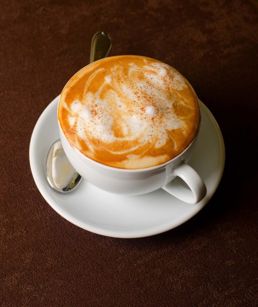 caf&eacute;