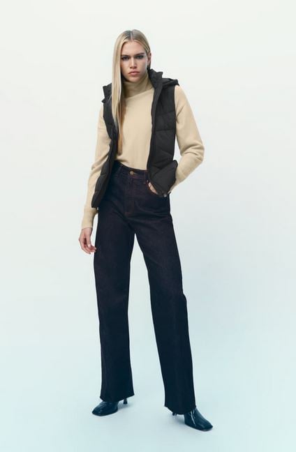 Los chalecos de Zara que mejor quedan con tus looks a precios irresistibles