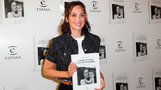 Tamara Falc&oacute; ha presentado 'Las recetas de la casa de mi madre' / Gtres