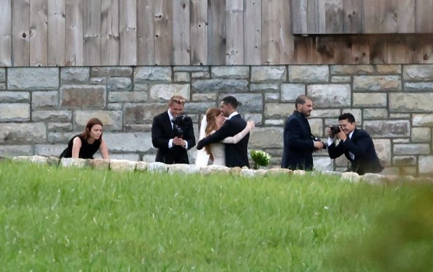 Jennifer Gates se ha enfundado en un vestido vaporoso de encaje./Gtres