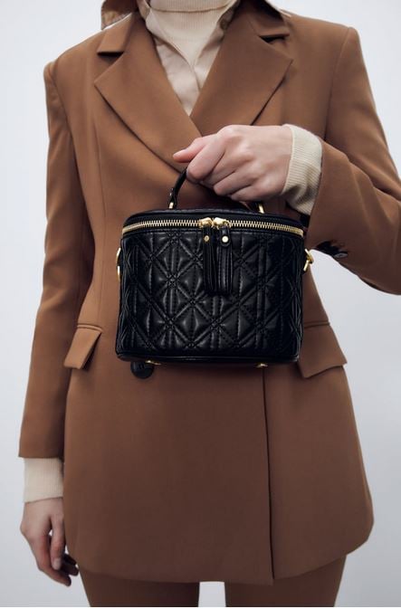 Zara clona el m&iacute;tico bolso de Dior y lo vende por s&oacute;lo 29 euros