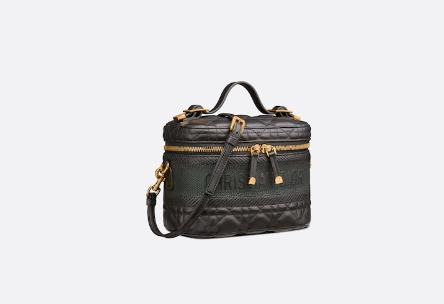 Zara clona el m&iacute;tico bolso de Dior y lo vende por s&oacute;lo 29 euros