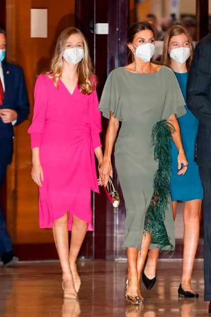 Letizia y su hija Leonor, en el Auditorio Pr&iacute;ncipe Felipe de Oviedo / Gtres