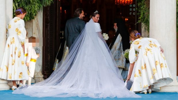 La novia ha llevado un tul XL que ca&iacute;a sobre una tiara./Gtres