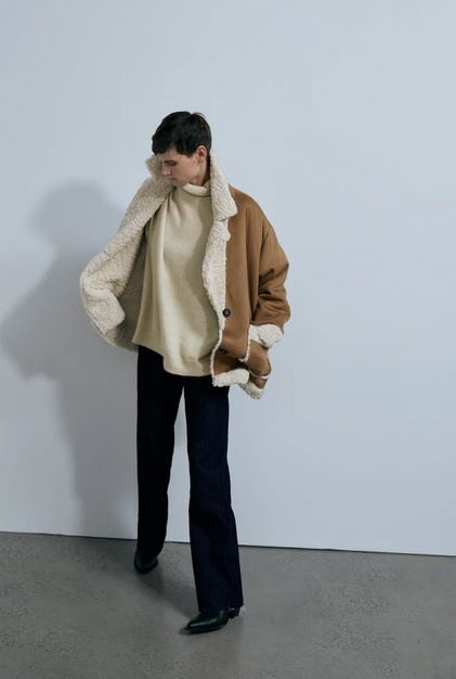 El abrigo agotad&iacute;simo de Zara est&aacute; en Pull and Bear por 10 euros menos, &iexcl;corre que vuelan!