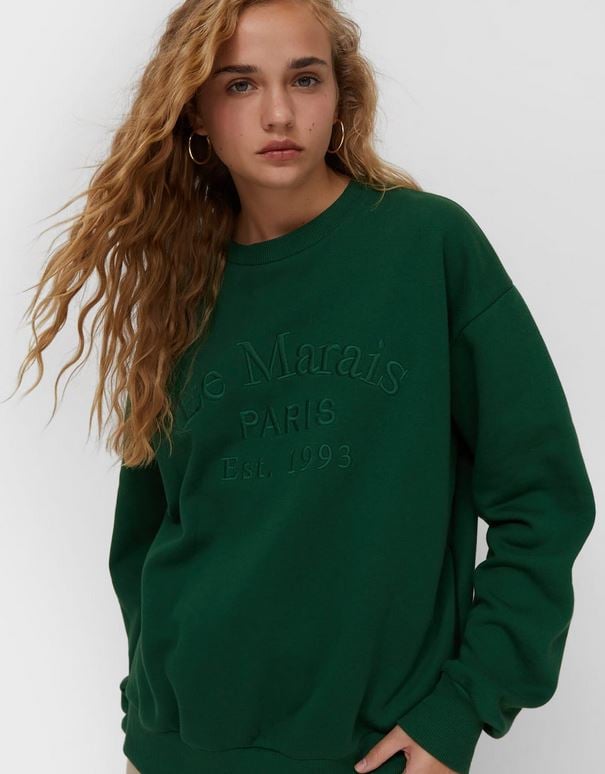 Stradivarius tiene la sudadera oversize que todos quieren