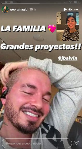 Georgina Rodr&iacute;guez haciendo una videollamada con J.Balvin./Instagram @georginagio