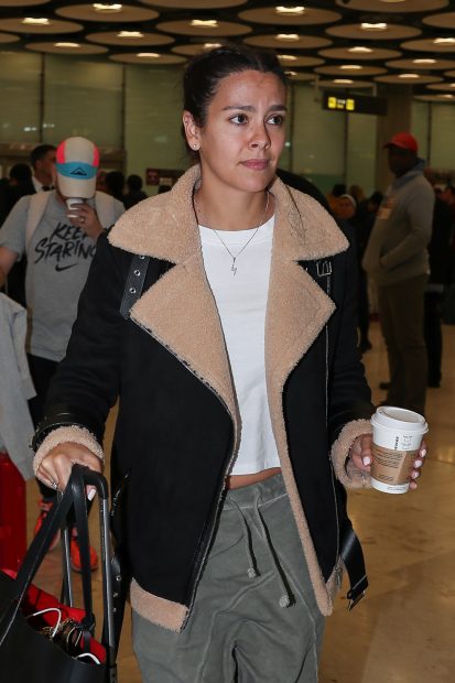 Cristina Pedroche en el aeropuerto de Madrid./Gtres