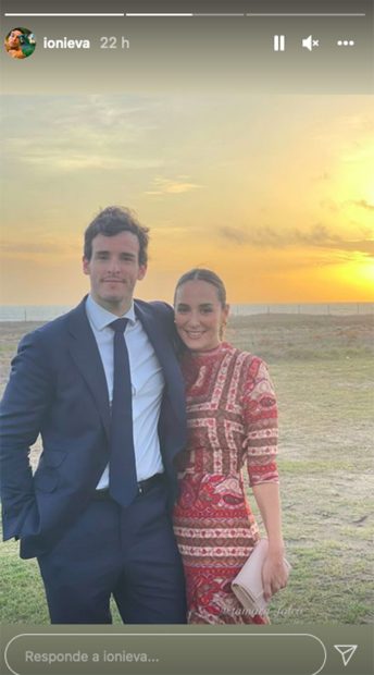 Tamara Falc&oacute; e &Iacute;&ntilde;igo Onieva posando juntos./Instagram @ionieva