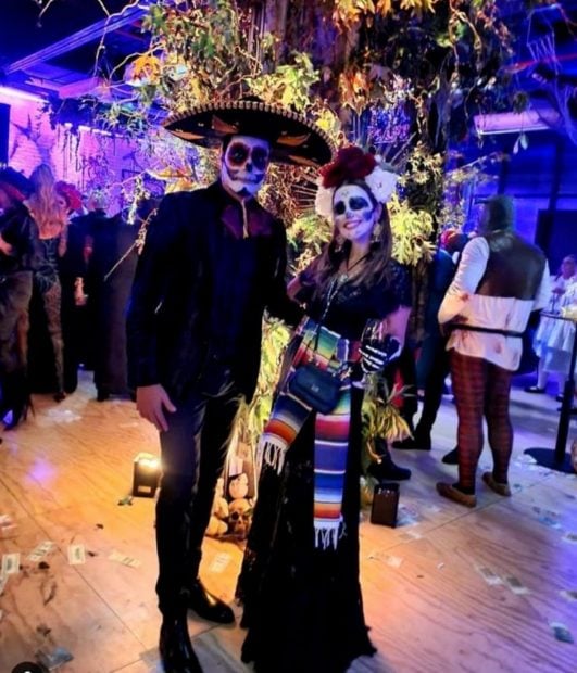 Paula Echevarr&iacute;a y Miguel Torres, en Halloween / Instagram