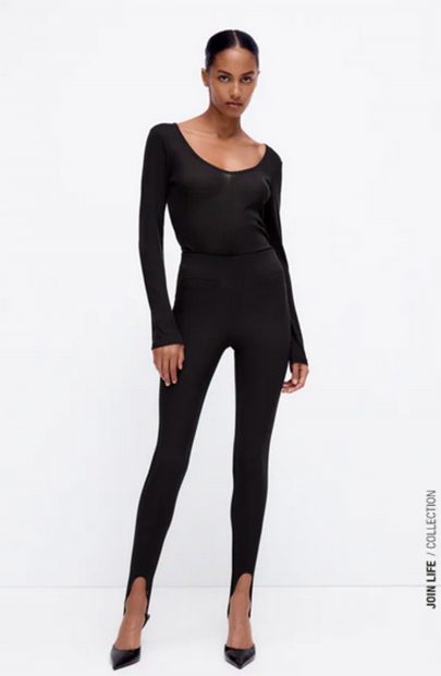 Pantalones 'fuseau' de Zara./Zara