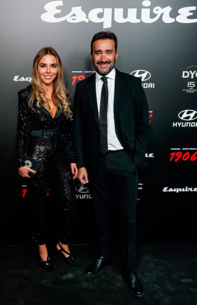 Juanma Casta&ntilde;o y Helena Condis, posando juntos / Gtres